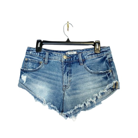 Free People Womes Mid Rise Distressed Frayed Raw Hem Denim Jean Shorts Size W25 - Picture 1 of 7